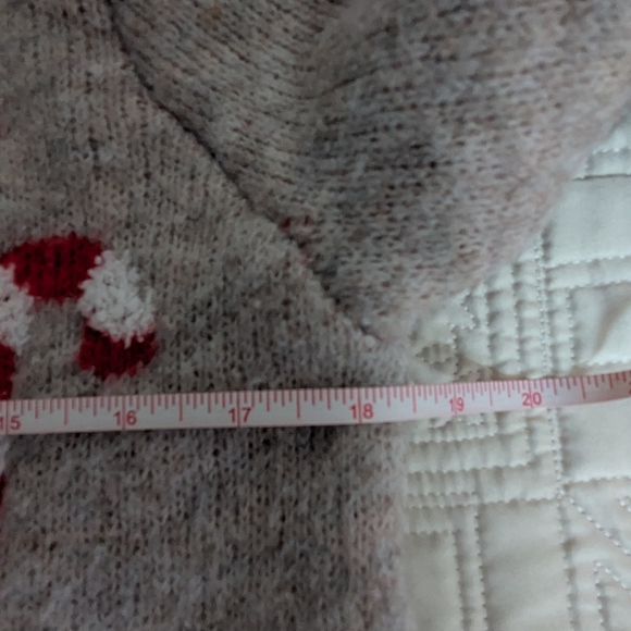 CUPCAKES & CASHMERE Beige Sugar Cane Christmas Knit Crewneck Sweater Medium - Picture 9 of 12